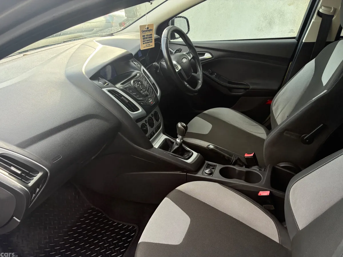 Ford Focus Hatchback, Diesel, 2012, Silver