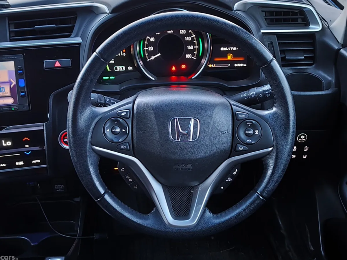Honda Fit Hatchback, Petrol Hybrid, 2017, Blue