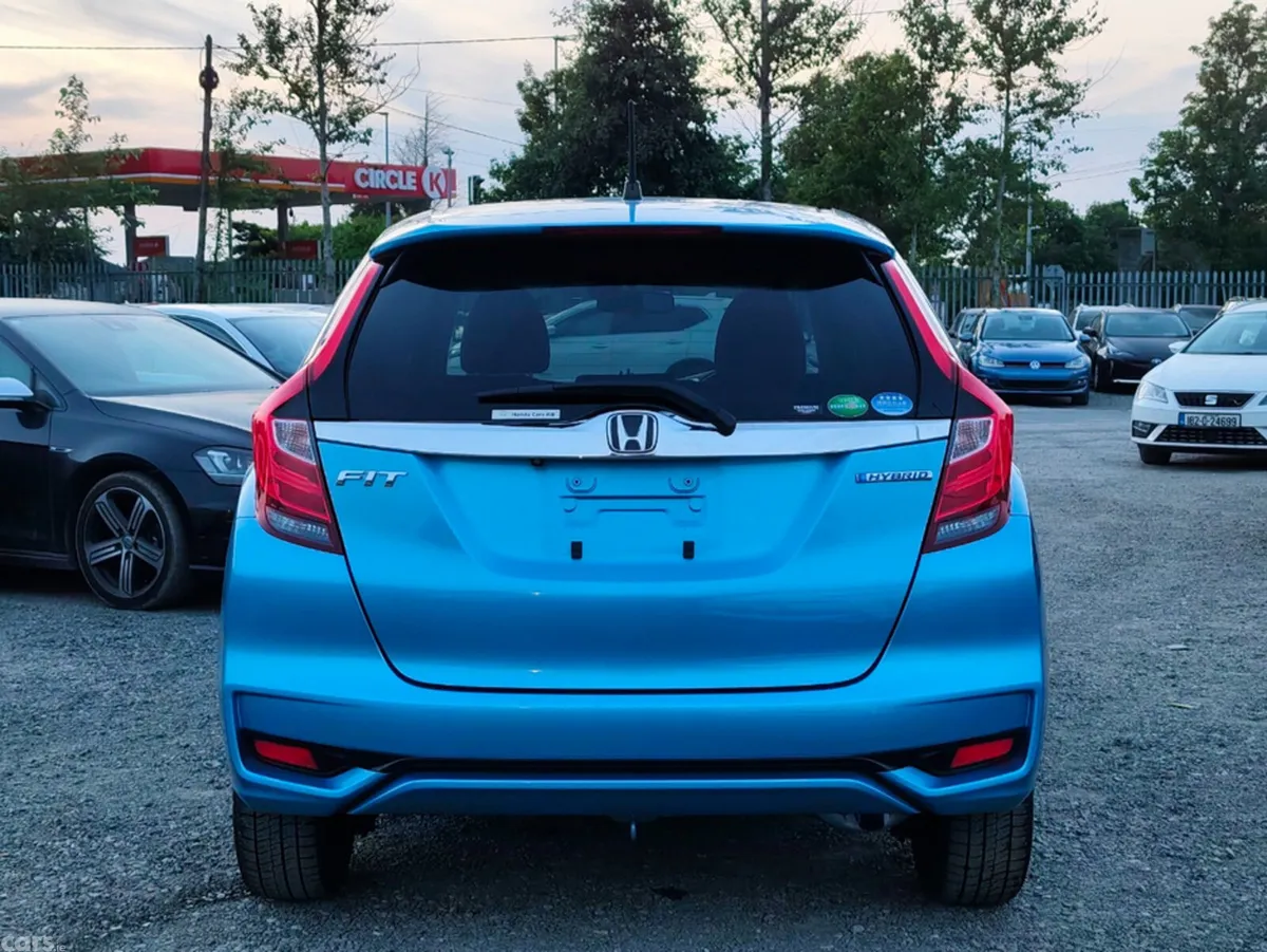 Honda Fit Hatchback, Petrol Hybrid, 2017, Blue