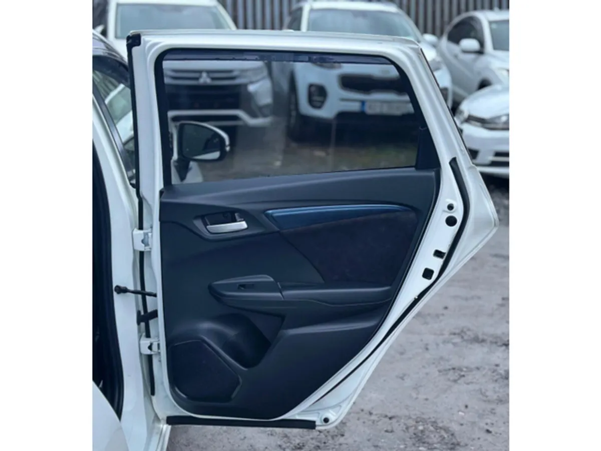 Honda Shuttle Hatchback, Petrol Hybrid, 2017, White