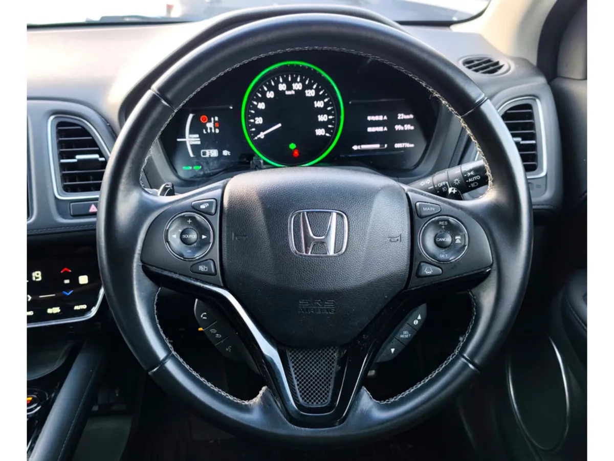 Honda Vezel SUV, Petrol Hybrid, 2017, Red