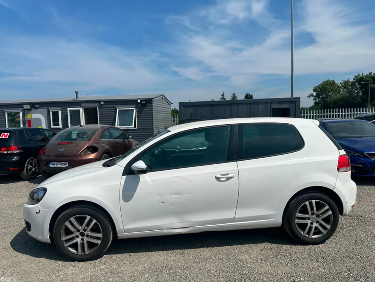 Volkswagen Golf Hatchback, Petrol, 2011, White