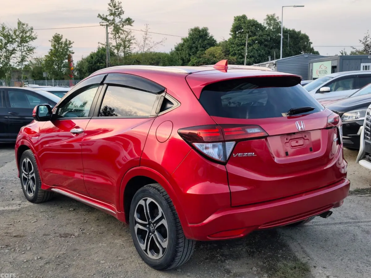Honda Vezel SUV, Petrol Hybrid, 2017, Red