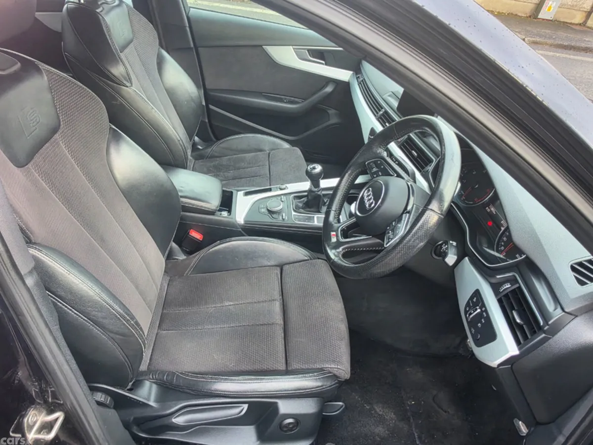 Audi A4 Saloon, Diesel, 2016, Blue