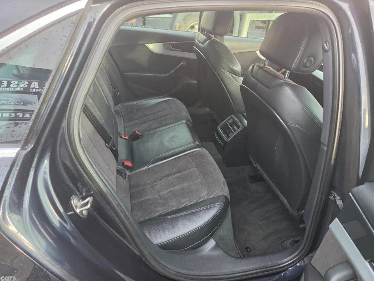 Audi A4 Saloon, Diesel, 2016, Blue