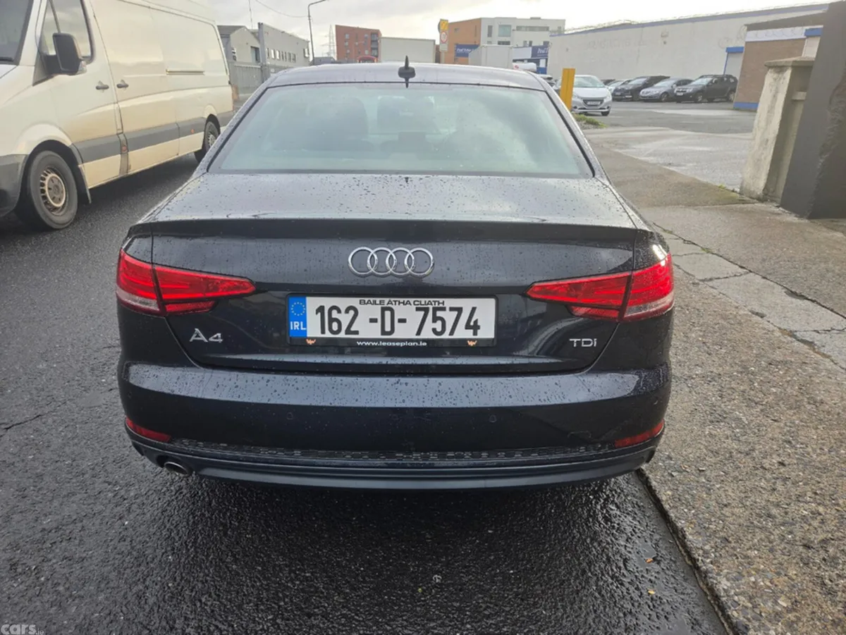 Audi A4 Saloon, Diesel, 2016, Blue
