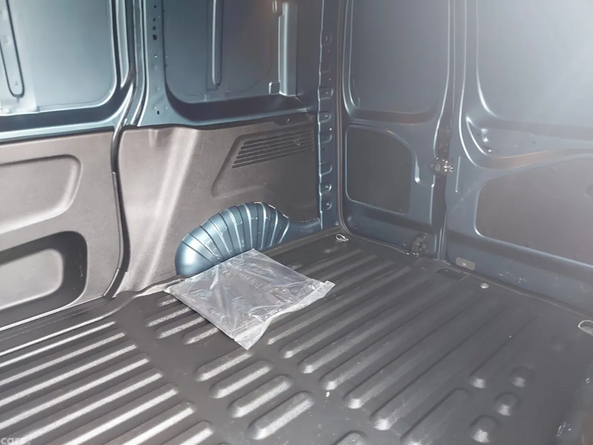 Citroen Berlingo Van, Diesel, 2025, Blue