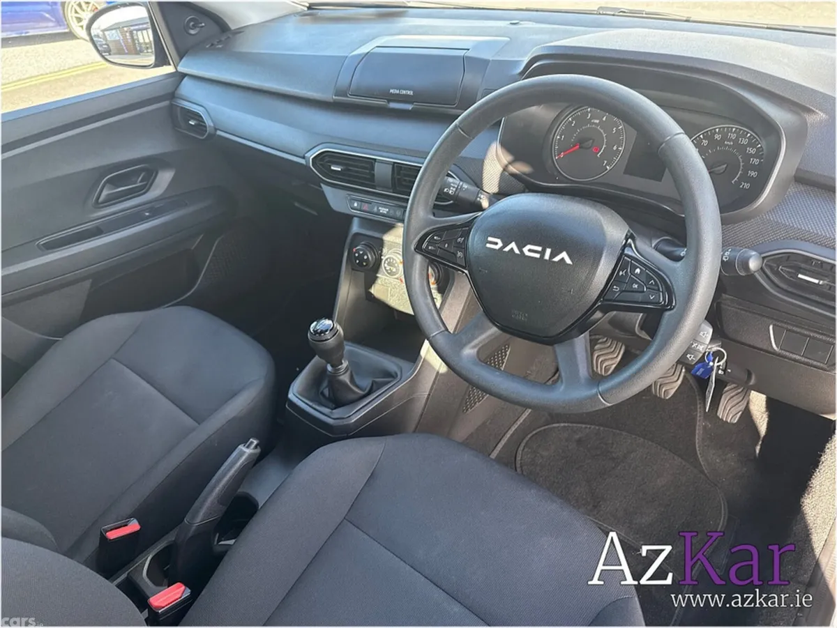 Dacia Sandero Hatchback, Petrol, 2024, Grey