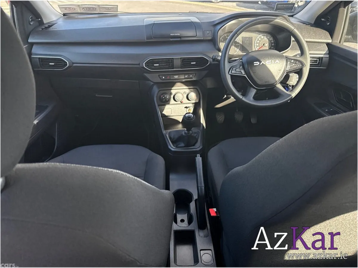 Dacia Sandero Hatchback, Petrol, 2024, Grey
