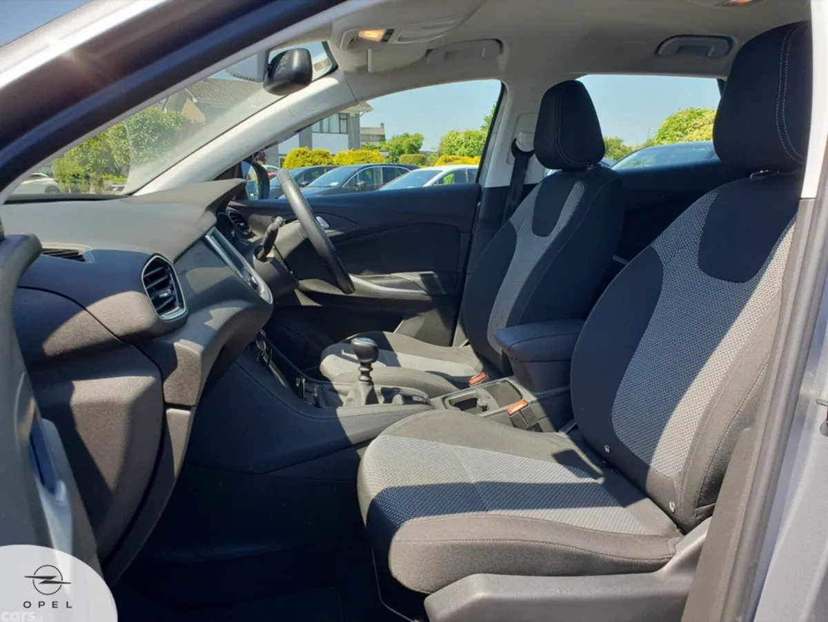 Opel Grandland X MPV, Diesel, 2021, Grey