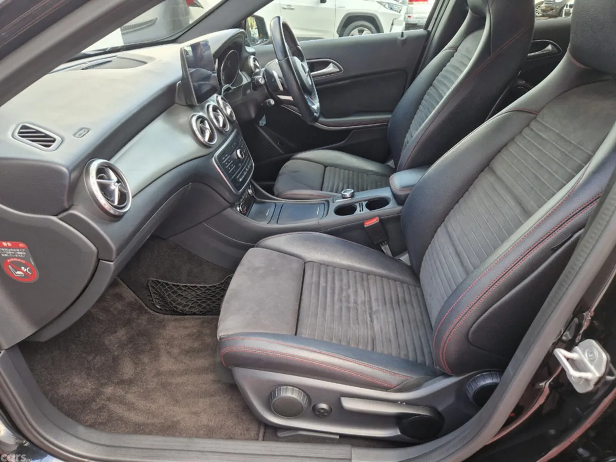 Mercedes-Benz GLA Hatchback, Petrol, 2017, Black