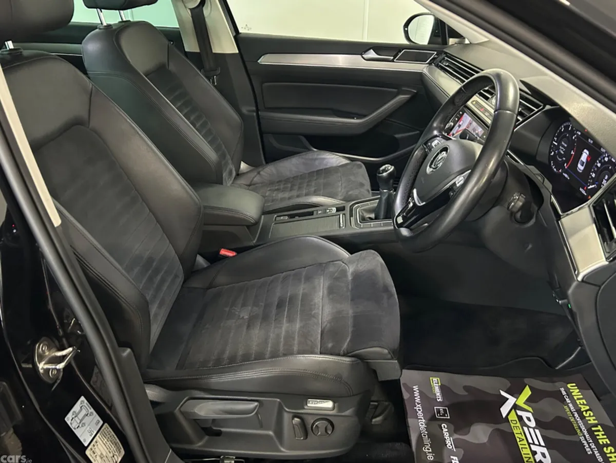 Volkswagen Passat Saloon, Diesel, 2019, Black