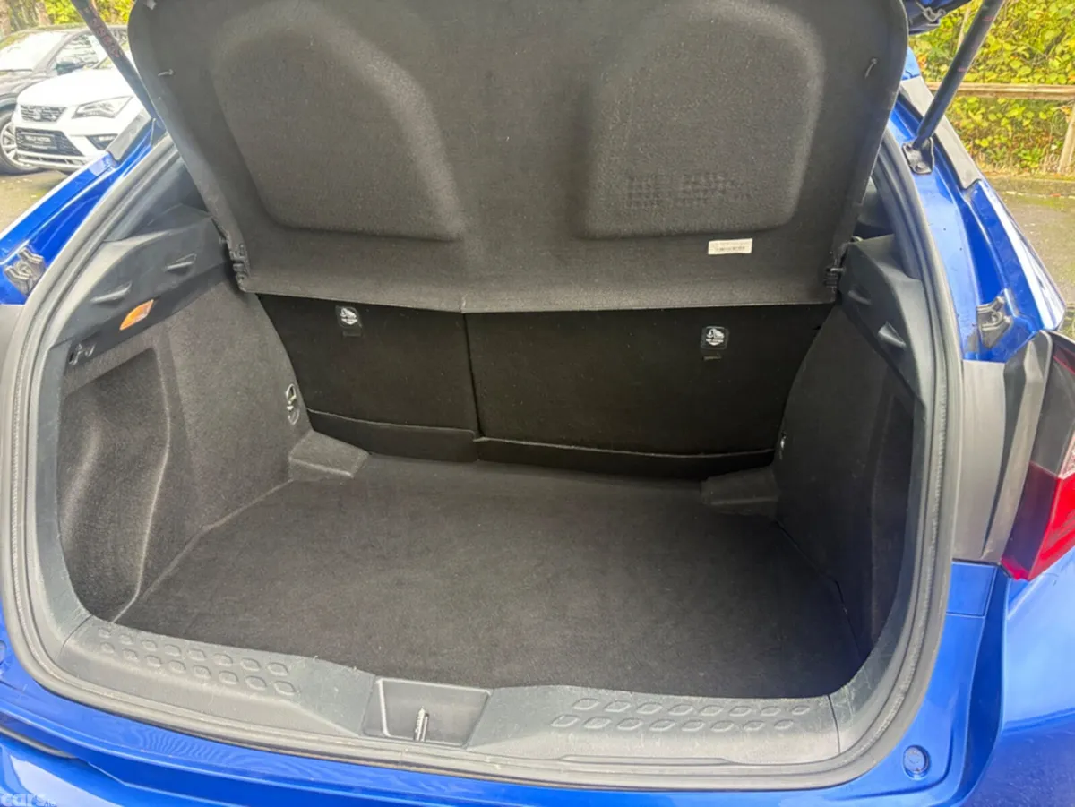 Toyota C-HR Hatchback, Petrol Hybrid, 2021, Blue