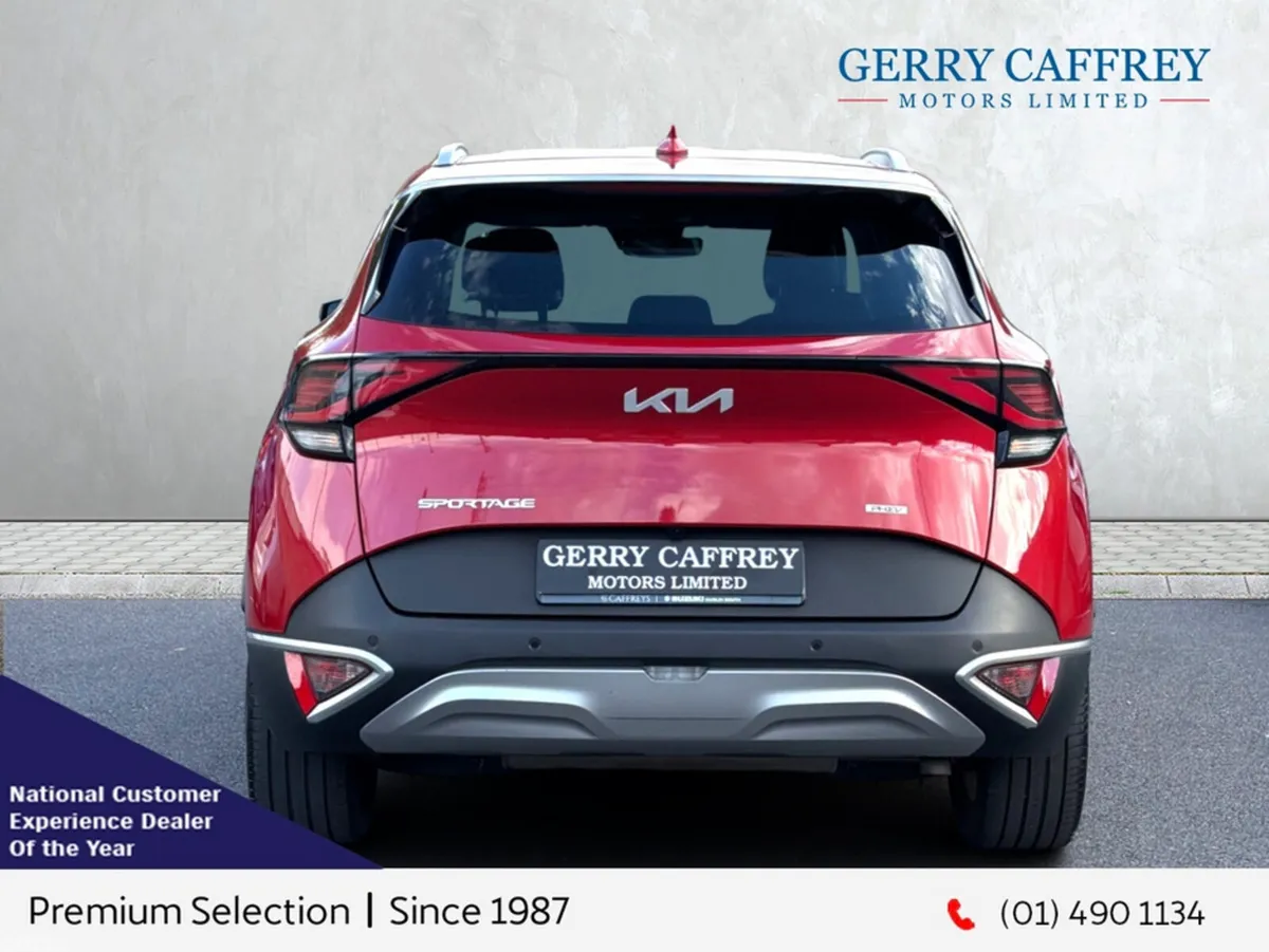 Kia Sportage MPV, Petrol Plug-in Hybrid, 2022, Red