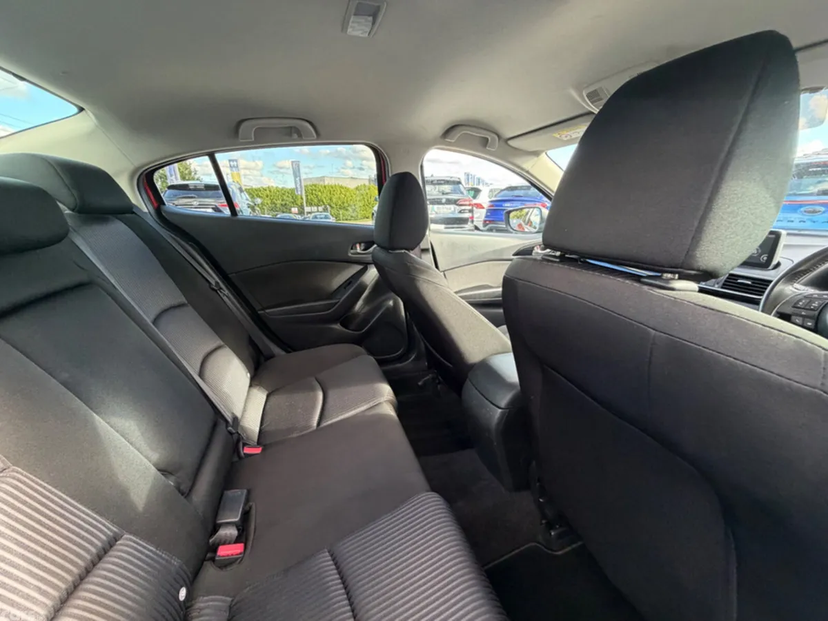 Mazda Mazda3 Saloon, Diesel, 2016, Red