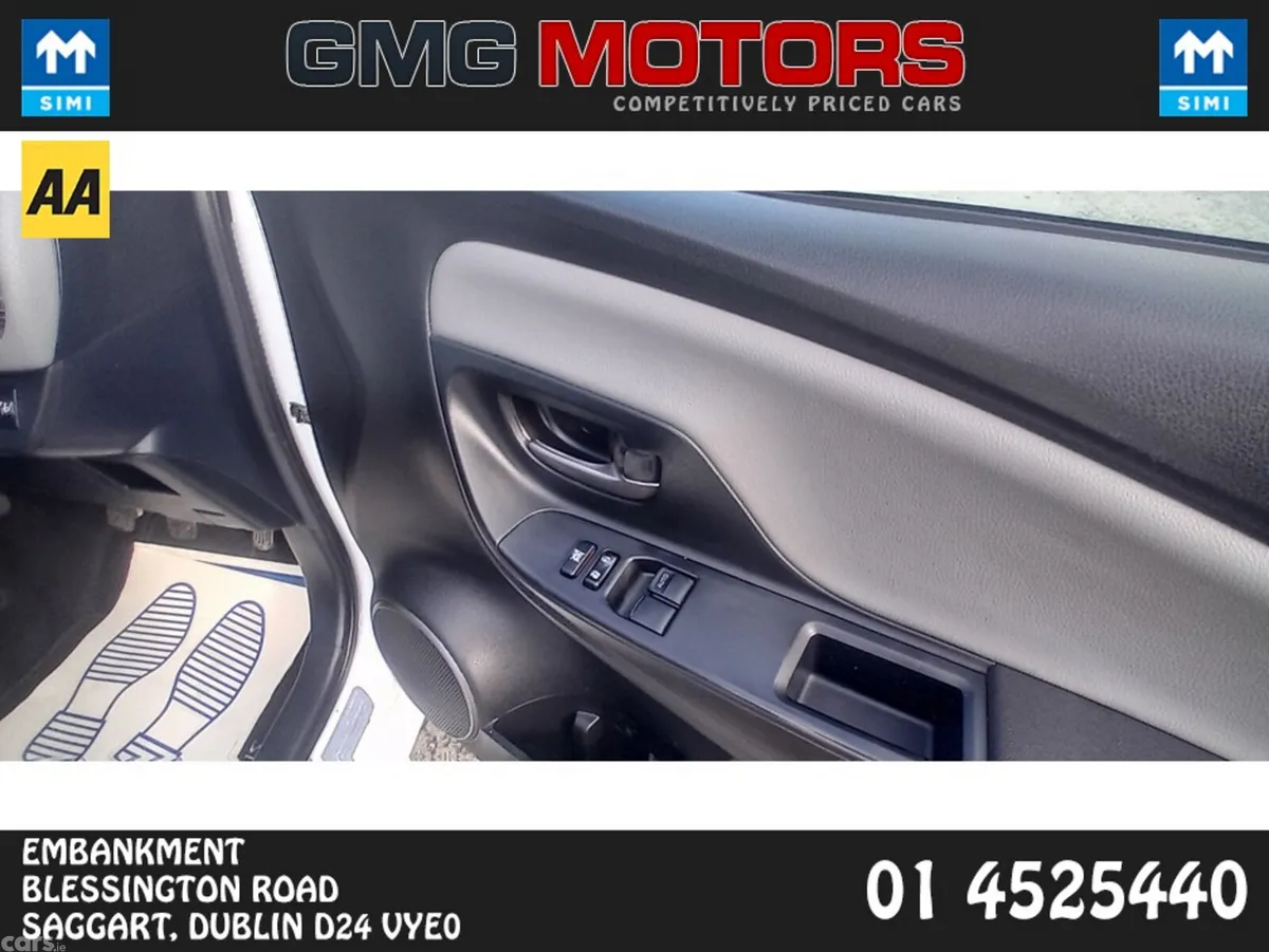 Toyota Yaris Hatchback, Petrol, 2016, White