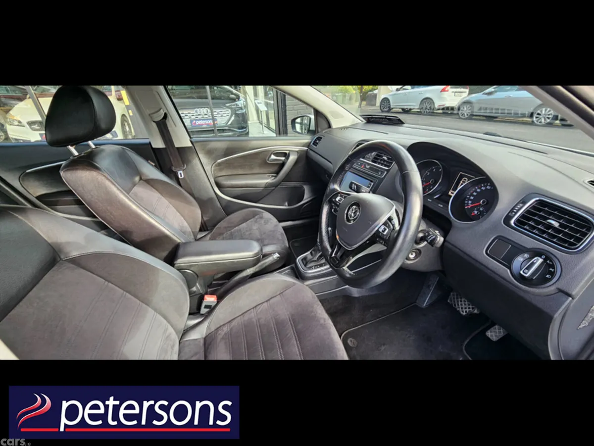 Volkswagen Polo Hatchback, Petrol, 2016, White