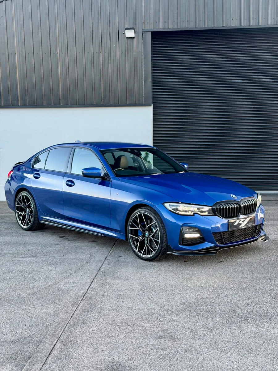 BMW 3-Series Saloon, Petrol Hybrid, 2021, Blue