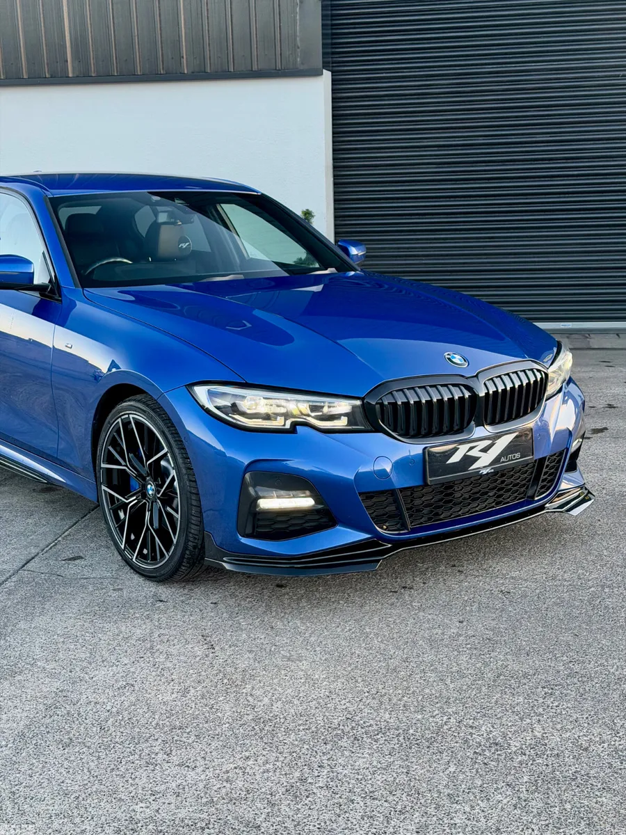 BMW 3-Series Saloon, Petrol Hybrid, 2021, Blue