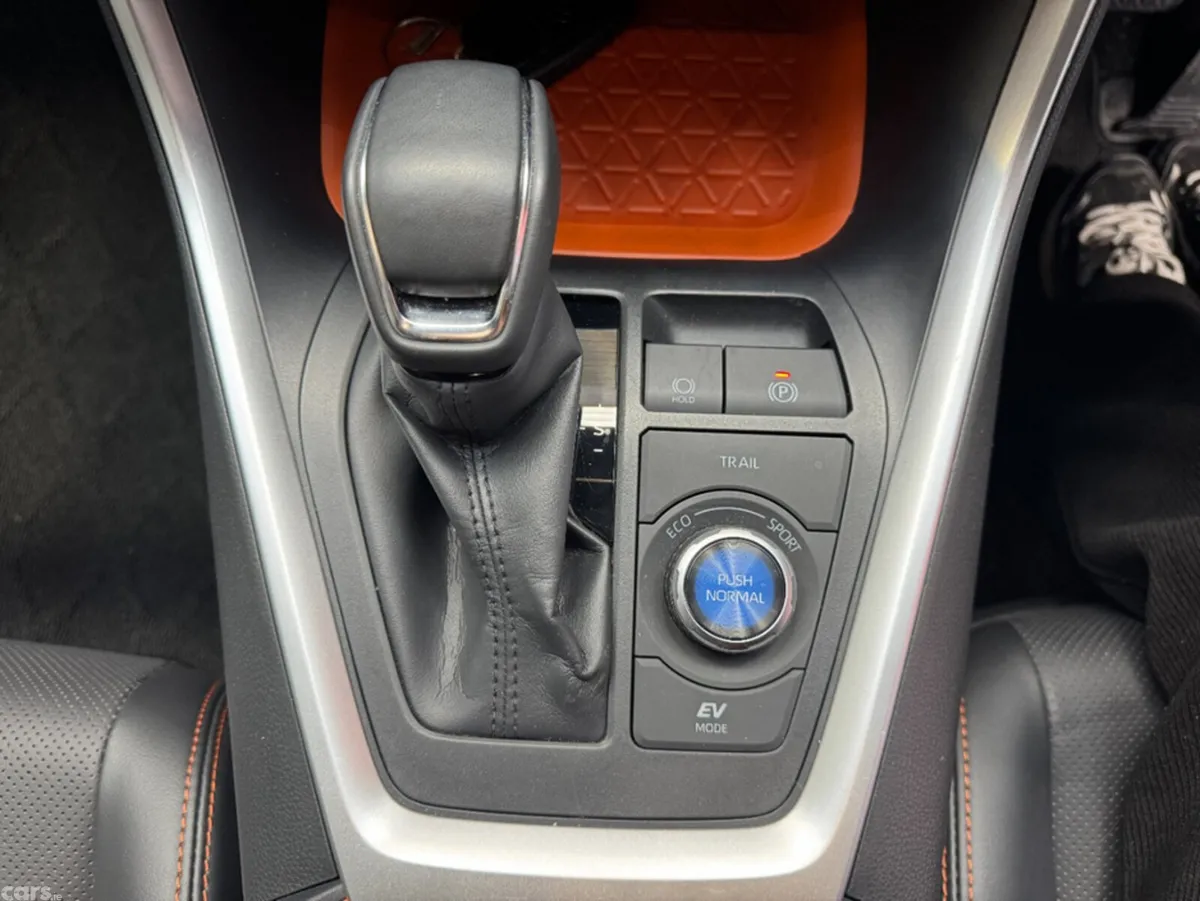 Toyota RAV4 SUV, Petrol Hybrid, 2024, Black