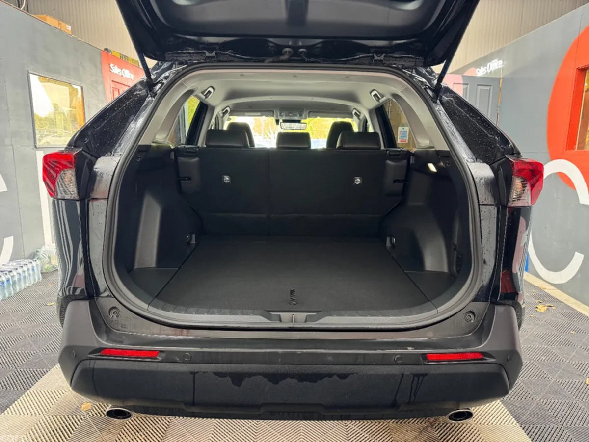 Toyota RAV4 SUV, Petrol Hybrid, 2024, Black