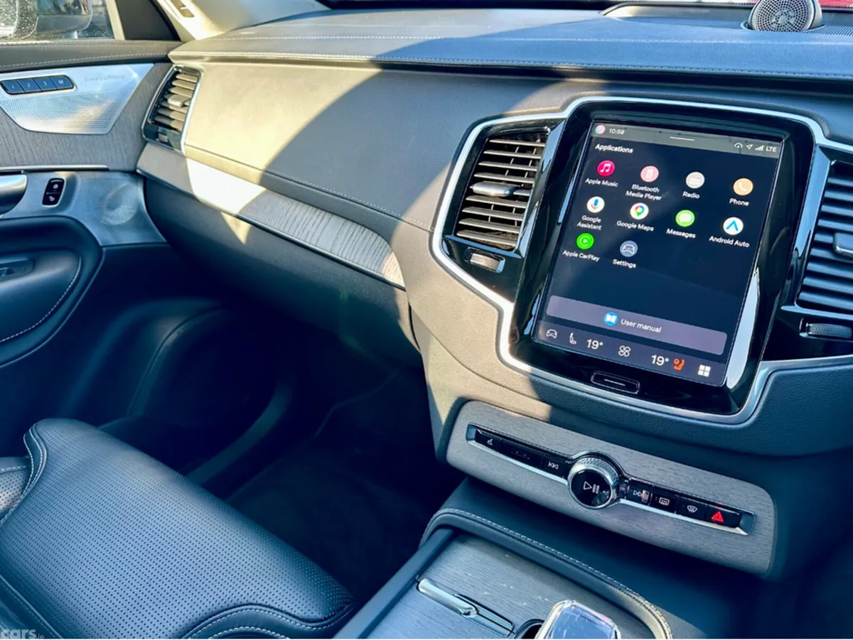 Volvo XC90 SUV, Petrol Hybrid, 2024, Black