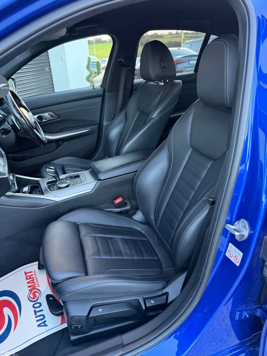 BMW 3-Series Saloon, Petrol Hybrid, 2021, Blue