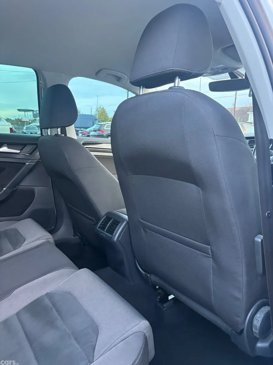 Volkswagen Golf Hatchback, Diesel, 2019, White