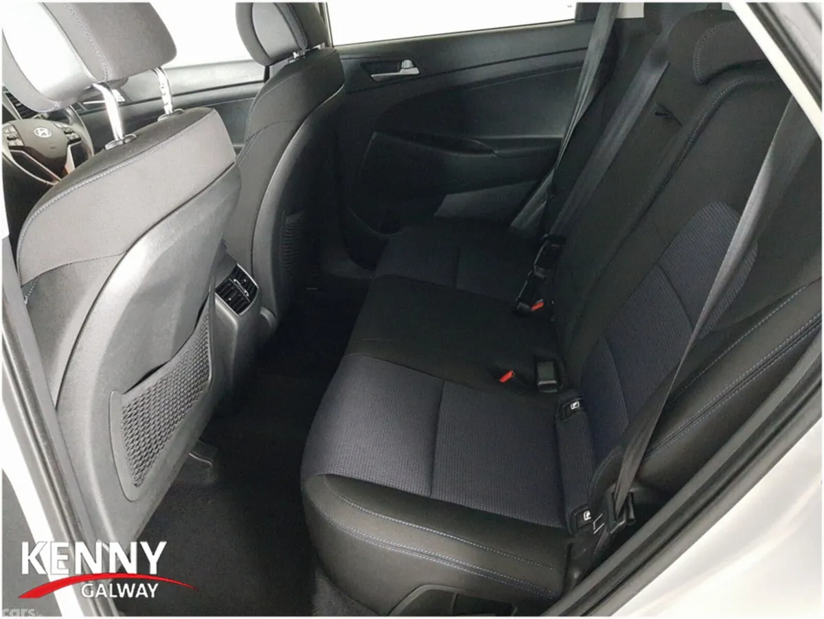 Hyundai Tucson MPV, Diesel, 2018, Silver