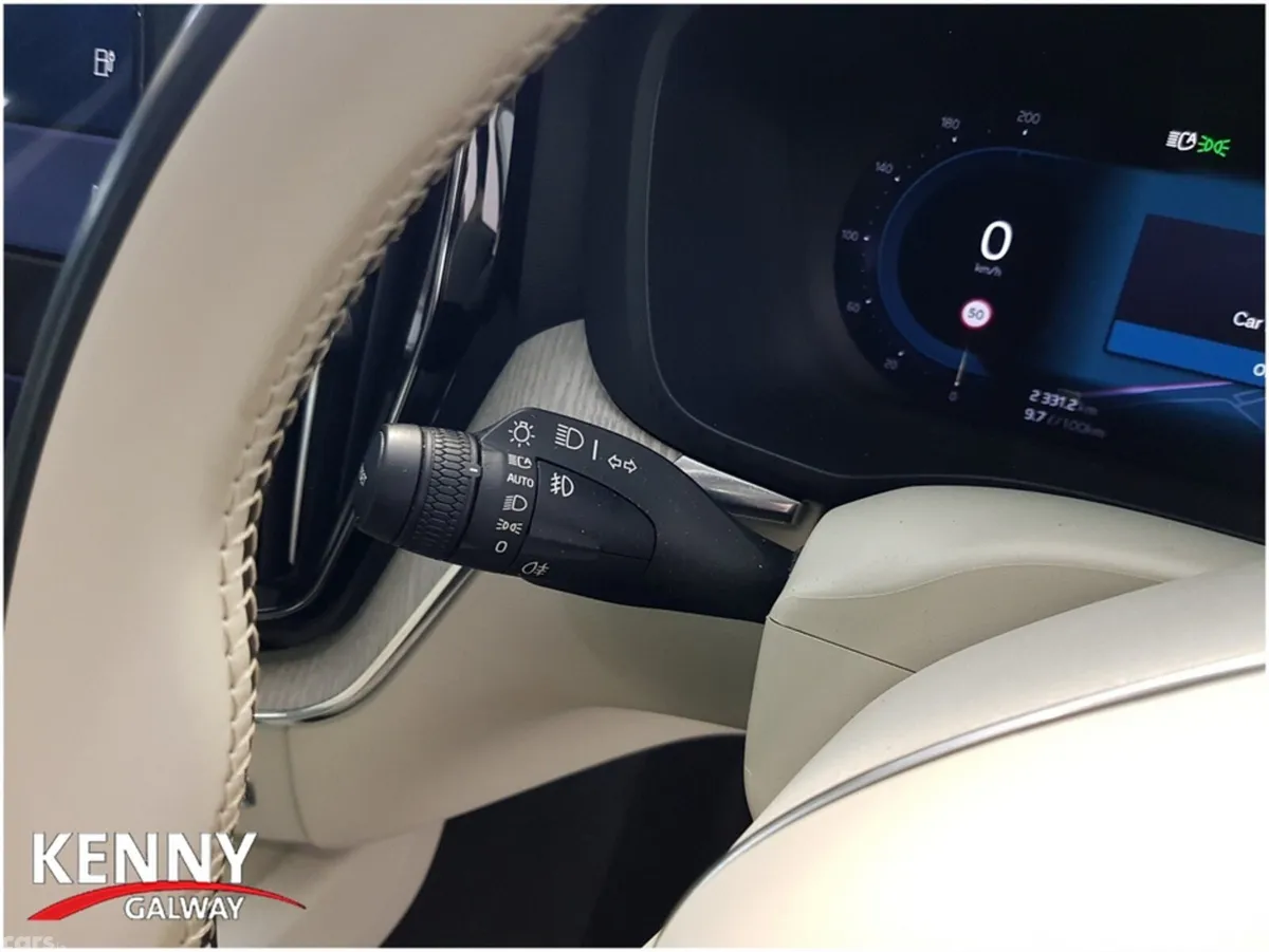 Volvo XC60 SUV, Petrol Plug-in Hybrid, 2024, Black