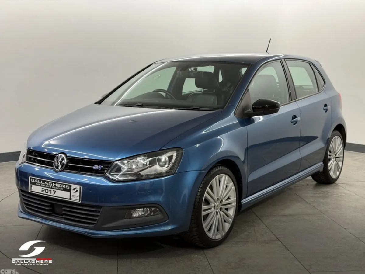Volkswagen Polo Hatchback, Petrol, 2017, Blue