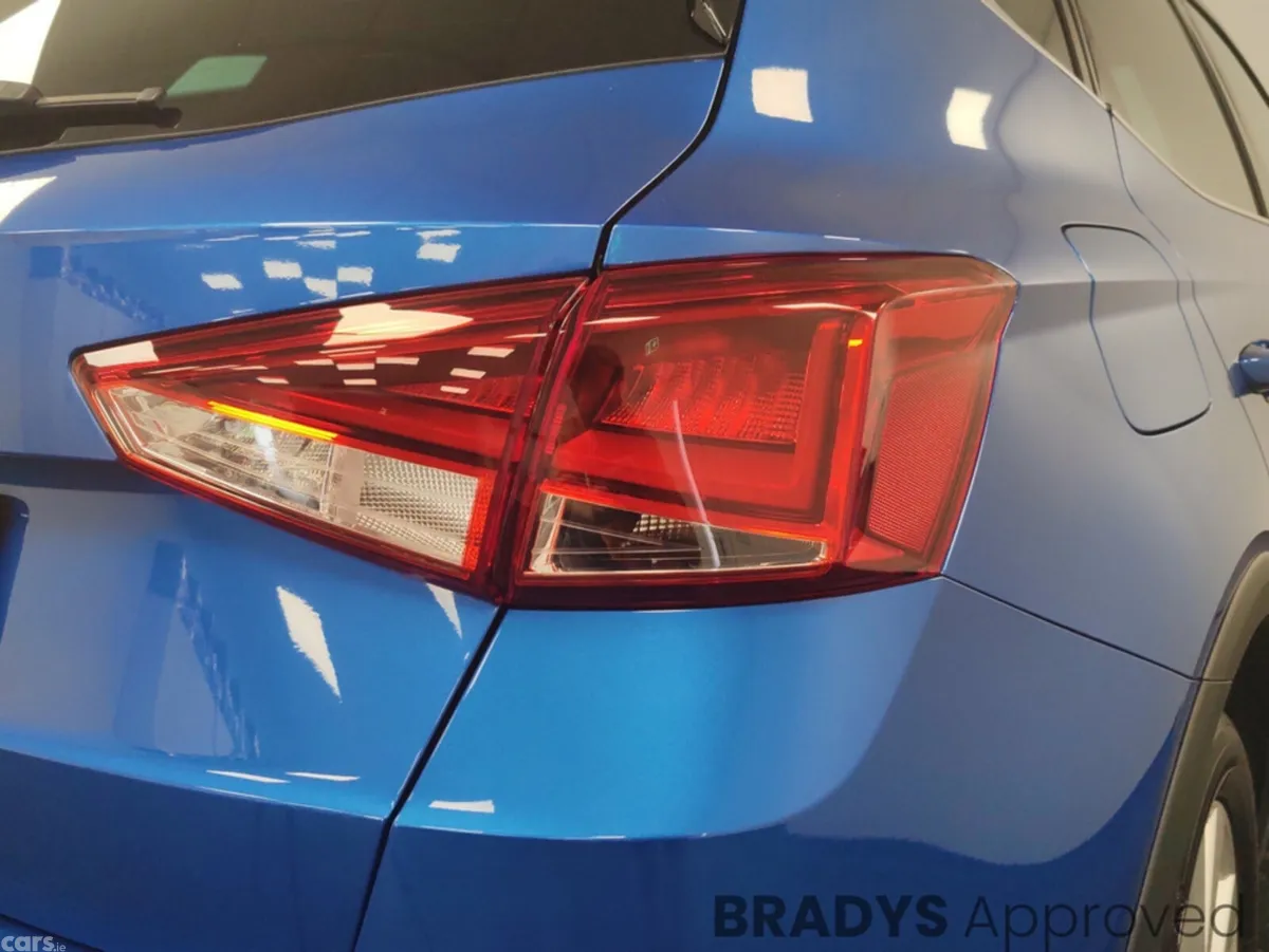 SEAT Arona Hatchback, Petrol, 2023, Blue