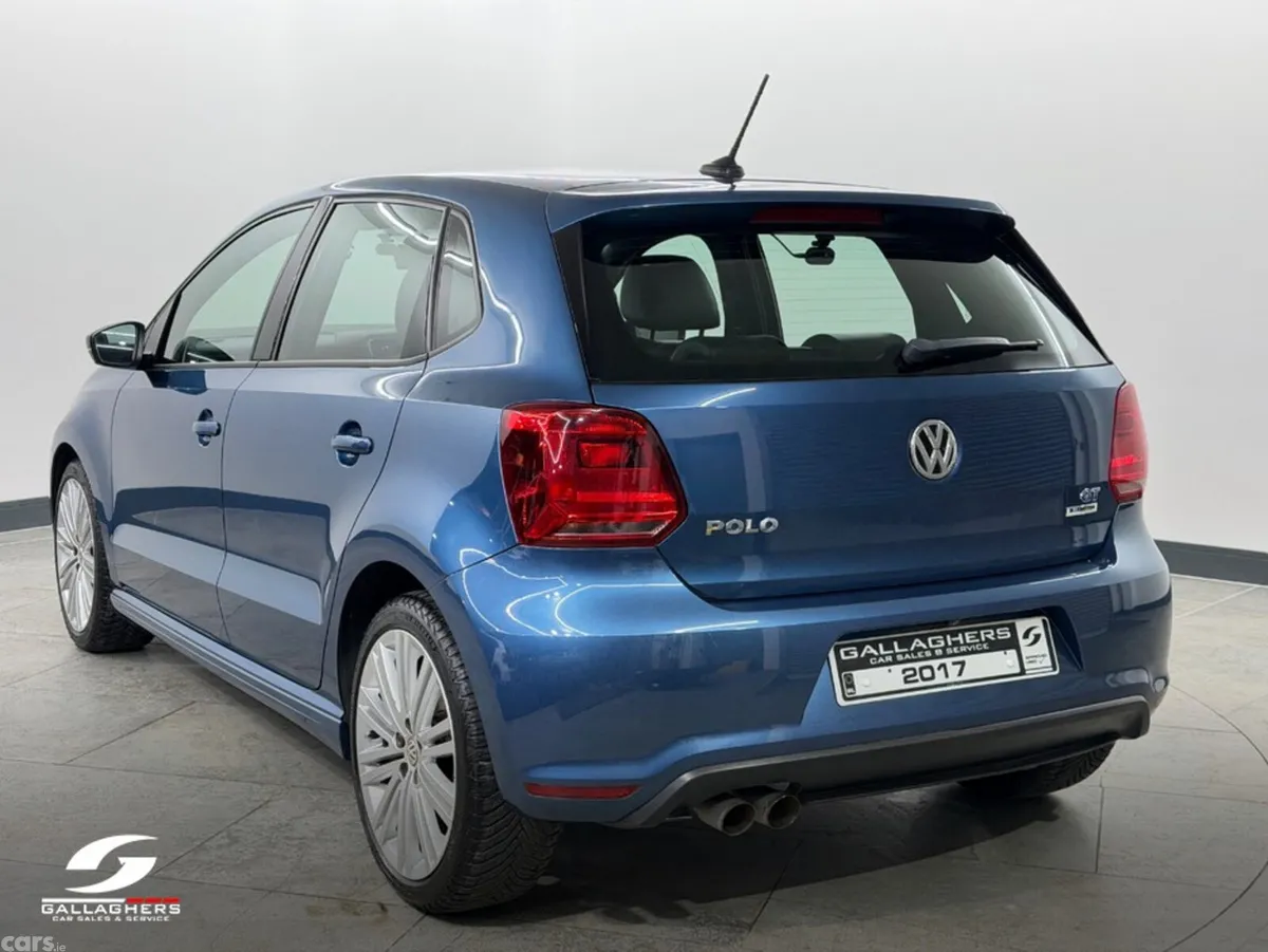 Volkswagen Polo Hatchback, Petrol, 2017, Blue