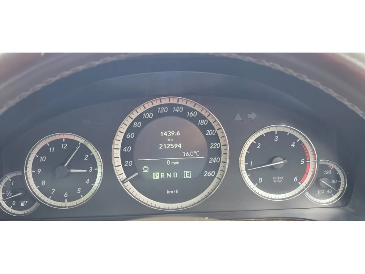 Mercedes-Benz E-Class Saloon, Diesel, 2010, Grey