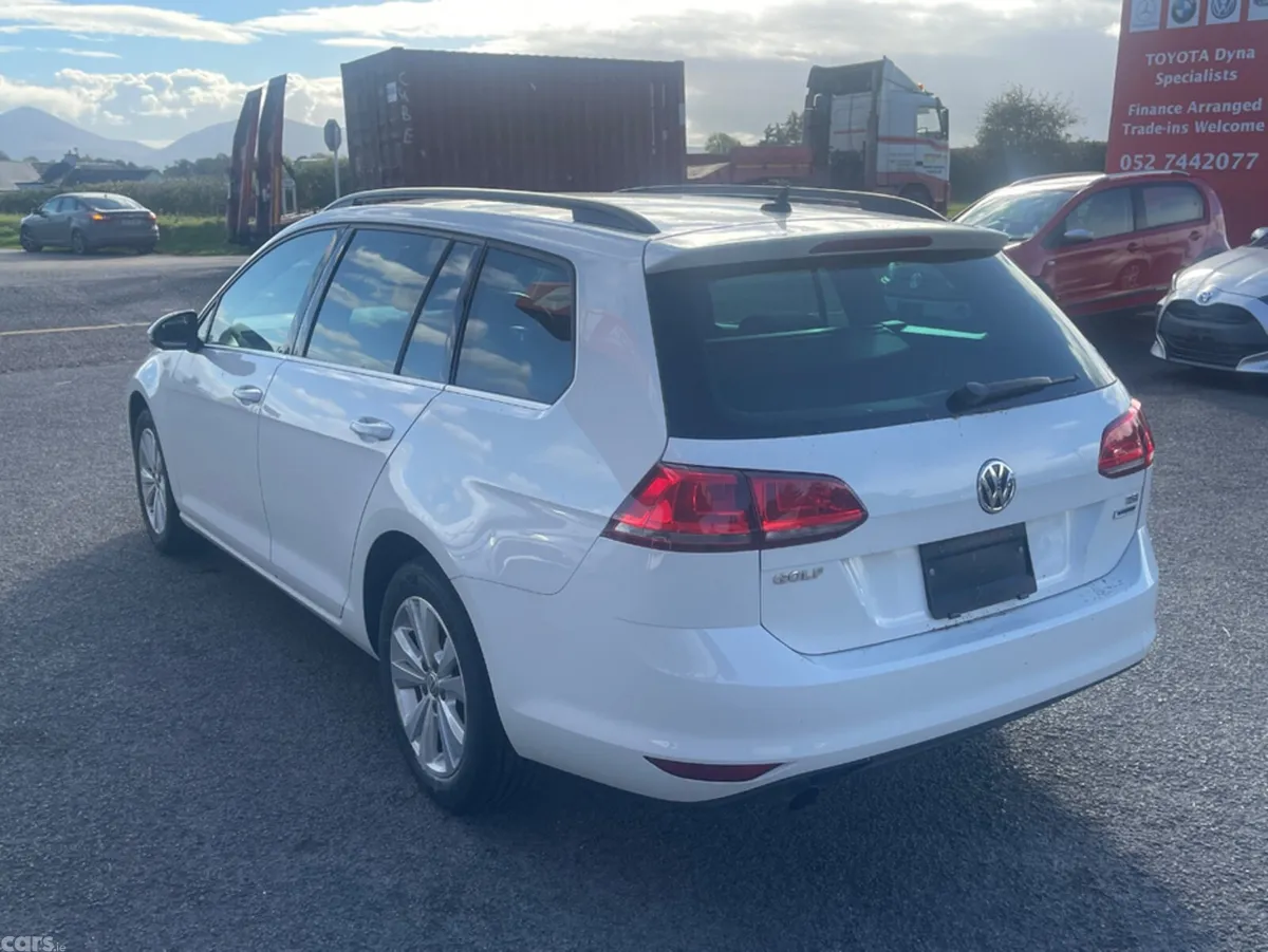 Volkswagen Golf Estate, Petrol, 2015, White