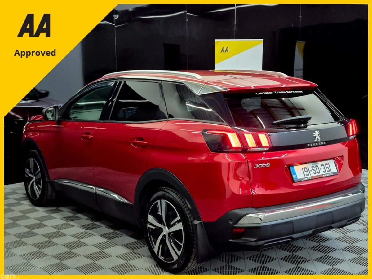 Peugeot 3008 MPV, Diesel, 2019, Red