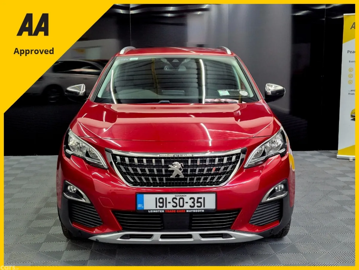 Peugeot 3008 MPV, Diesel, 2019, Red