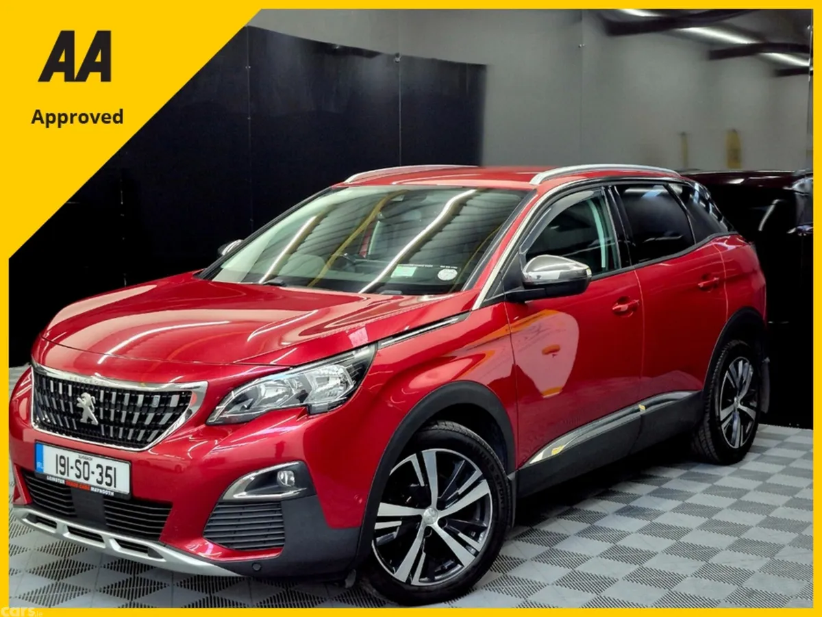 Peugeot 3008 MPV, Diesel, 2019, Red