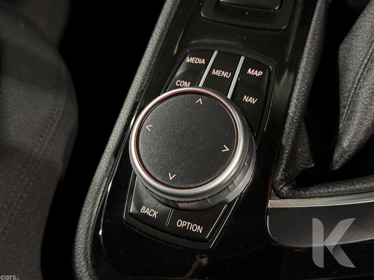 BMW 2-Series MPV, Petrol, 2018, Red
