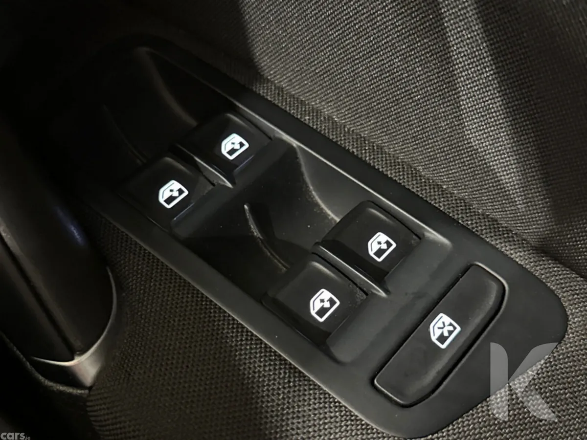 Volkswagen Golf Hatchback, Petrol, 2019, Red
