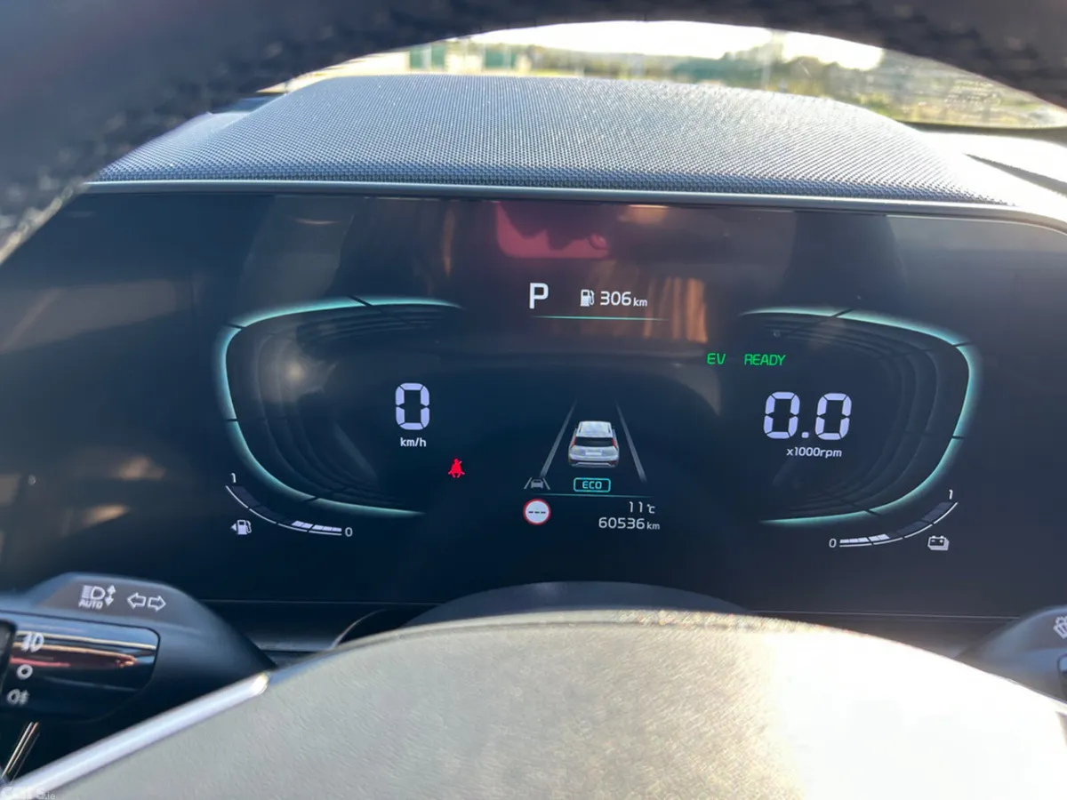 Kia Niro SUV, Petrol Hybrid, 2023, Black