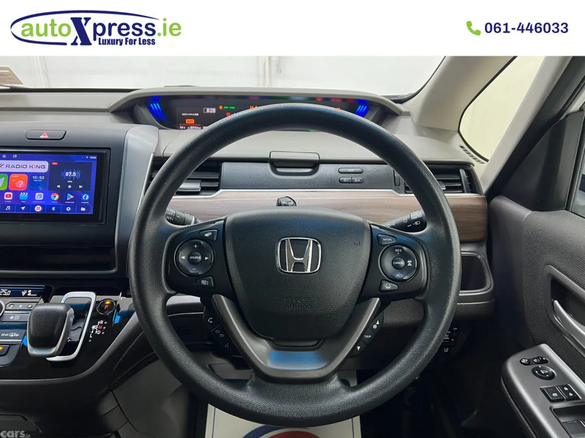 Honda Freed MPV, Petrol Hybrid, 2019, White
