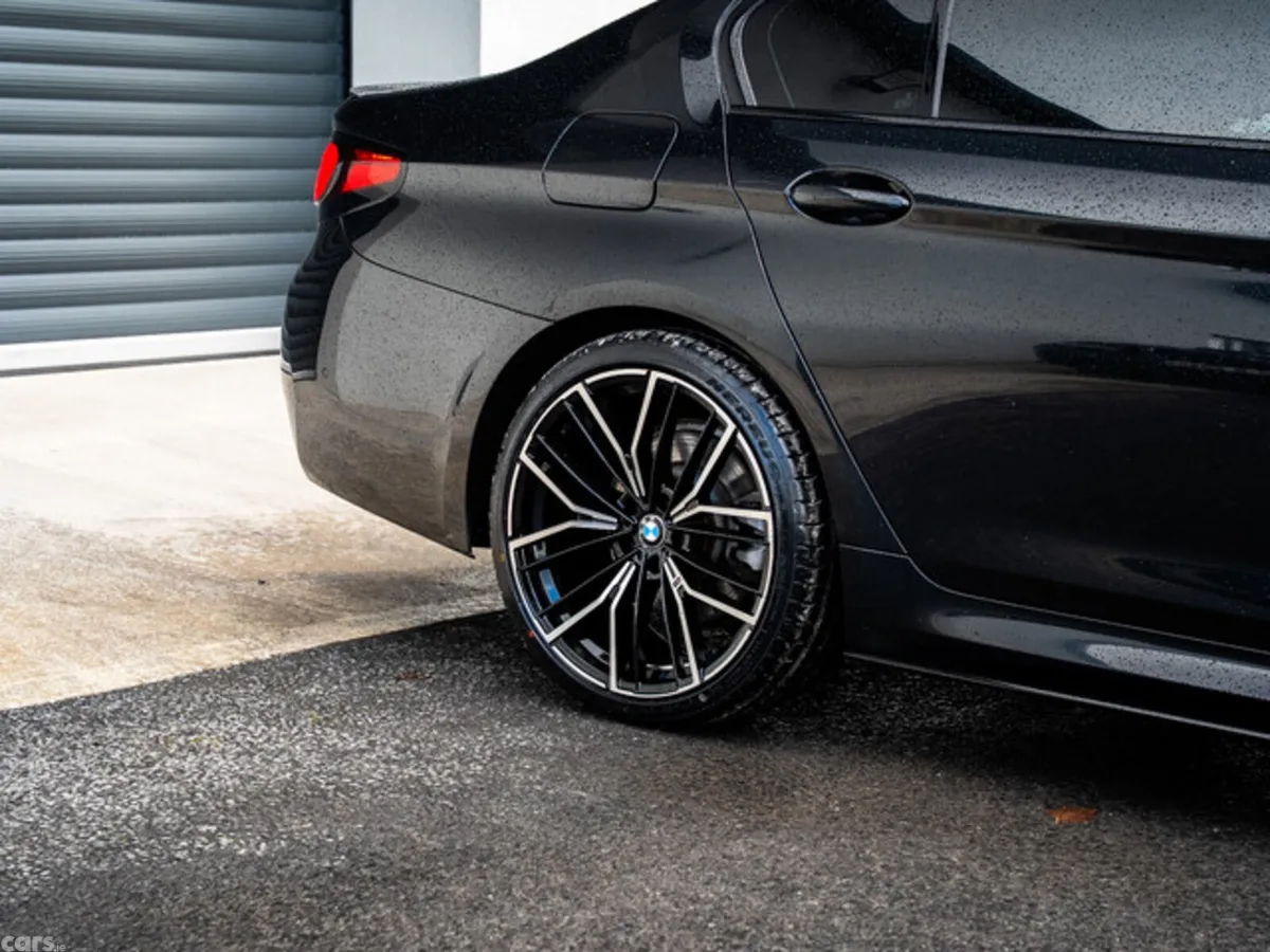 BMW 5-Series Saloon, Diesel, 2022, Black