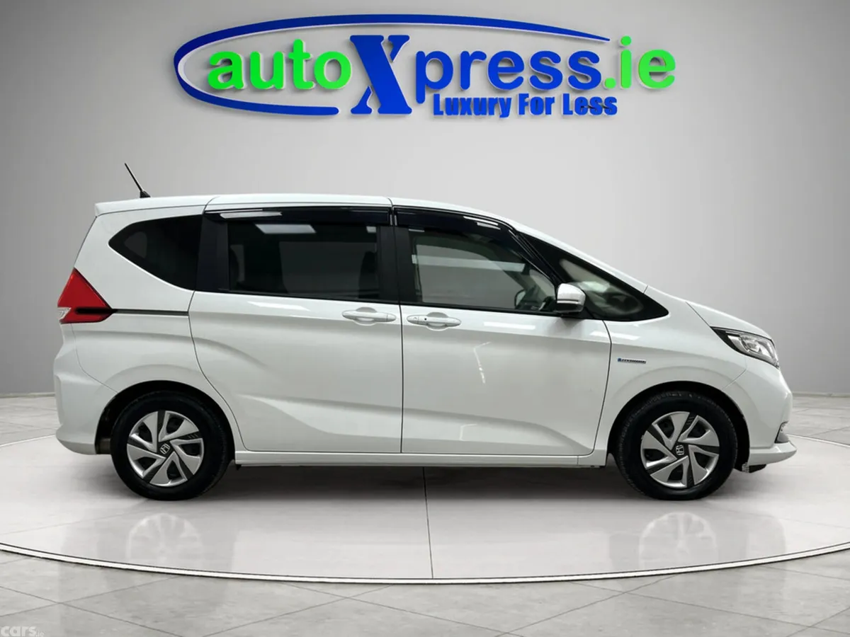 Honda Freed MPV, Petrol Hybrid, 2019, White