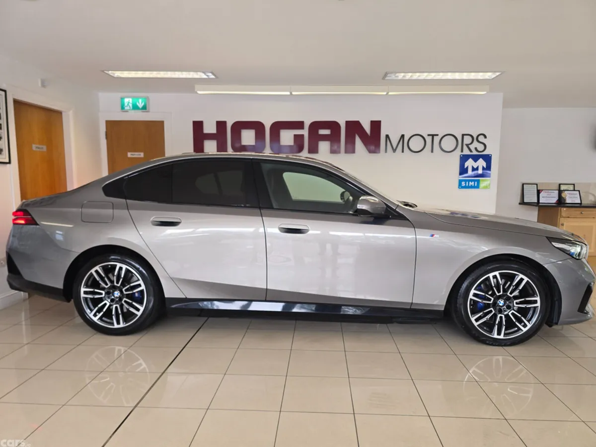 BMW 5-Series Saloon, Petrol Plug-in Hybrid, 2025, Grey
