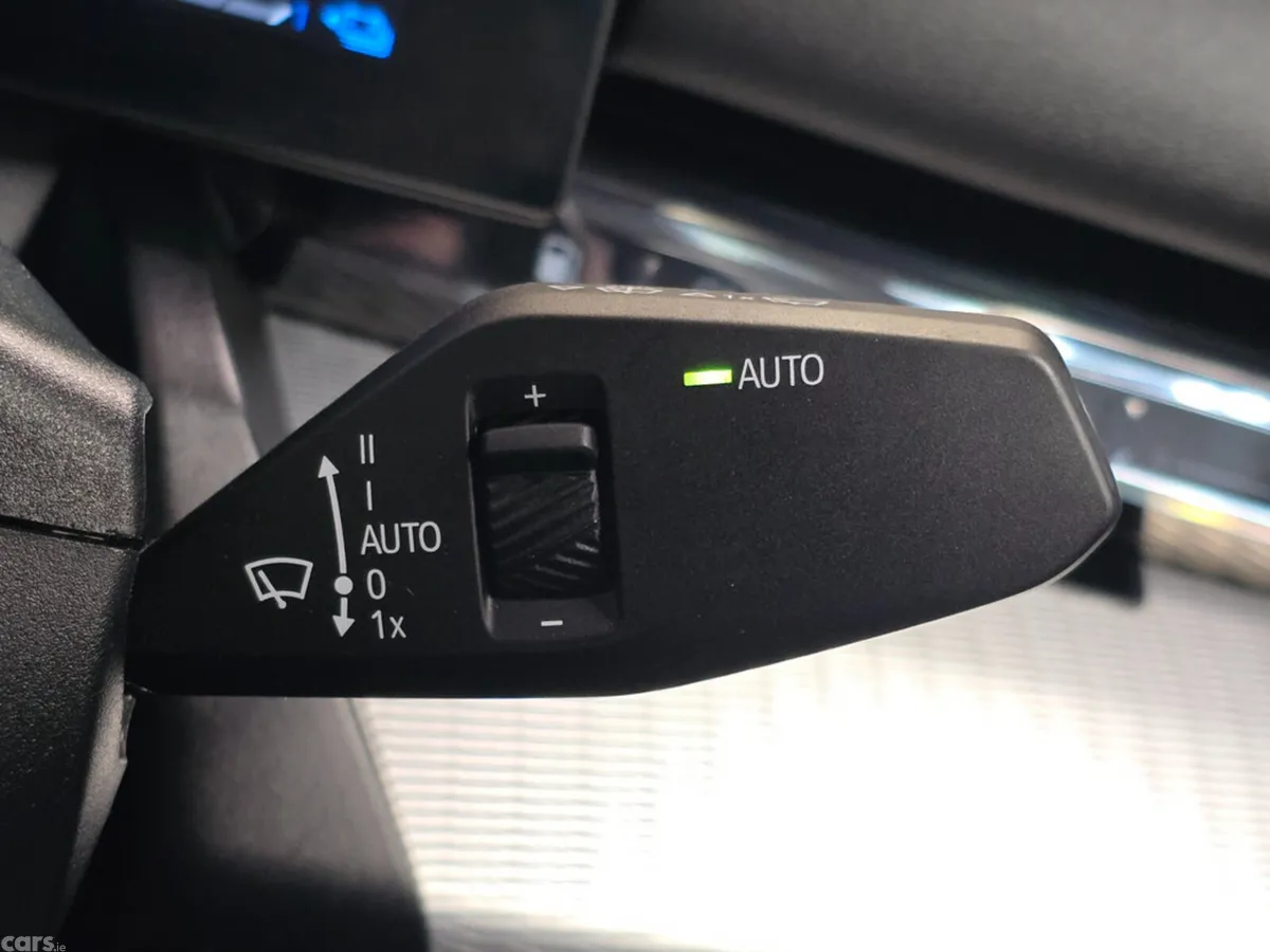 BMW 5-Series Saloon, Petrol Plug-in Hybrid, 2025, Grey
