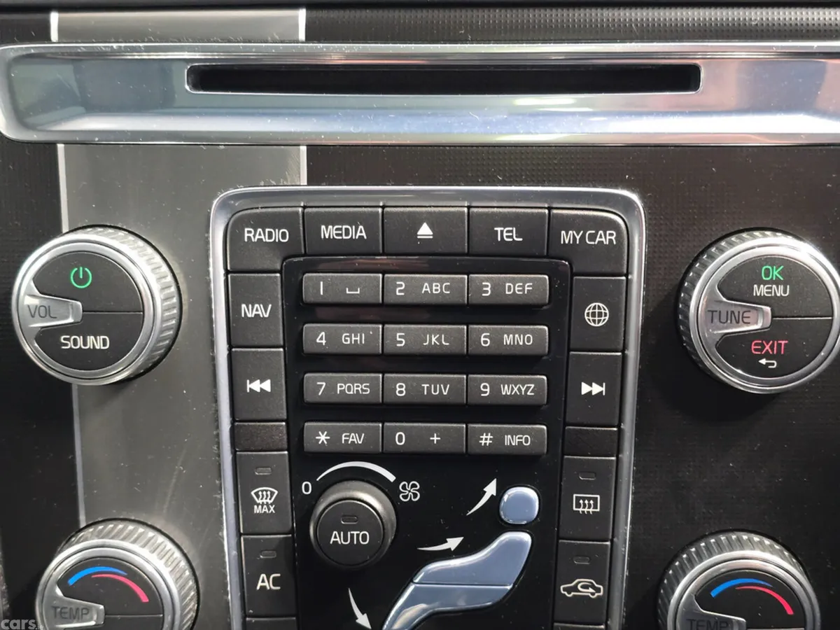 Volvo XC60 SUV, Diesel, 2015, Blue