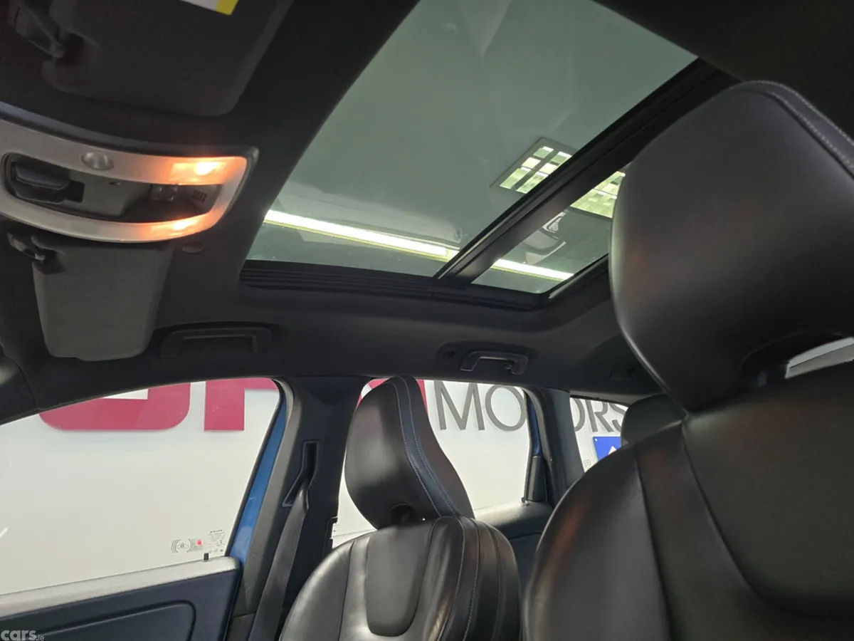 Volvo XC60 SUV, Diesel, 2015, Blue