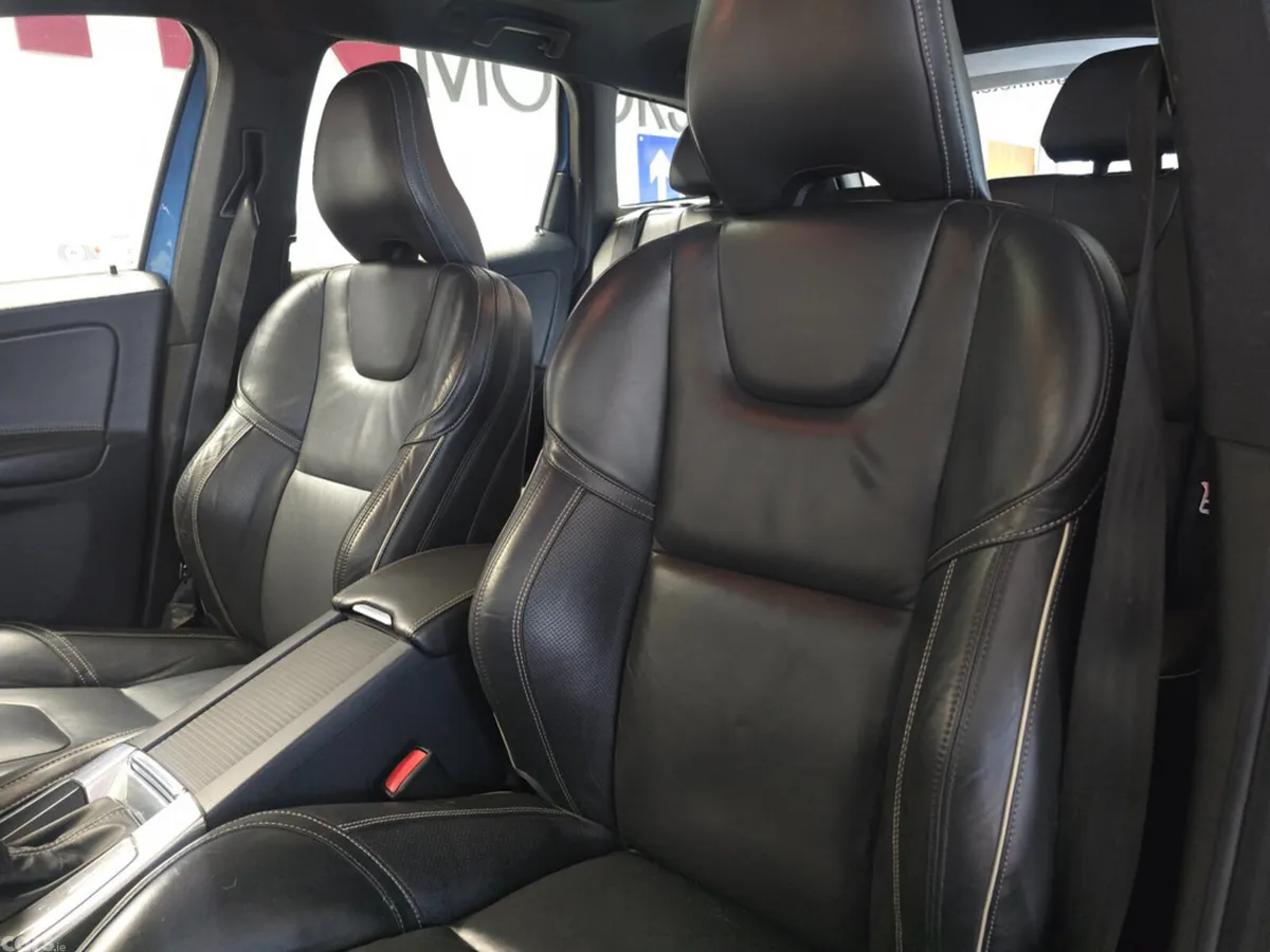 Volvo XC60 SUV, Diesel, 2015, Blue