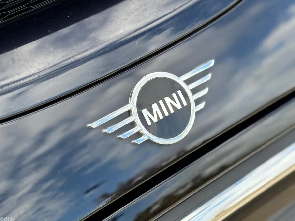 Mini Cooper Hatchback, Electric, 2023, Black